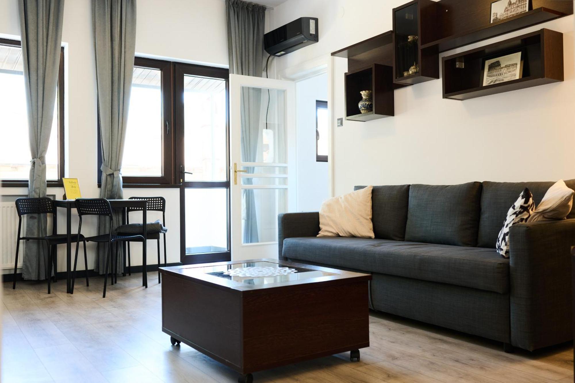 Old Town Retreat Apartment 7 Boekarest Buitenkant foto