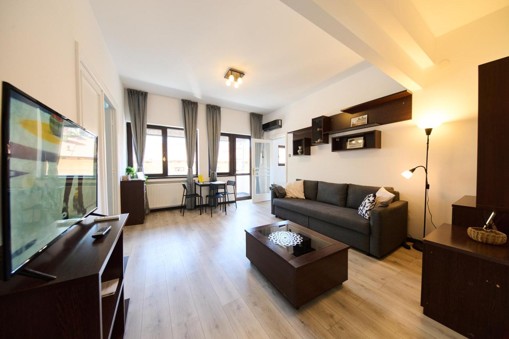 Old Town Retreat Apartment 7 Boekarest Buitenkant foto