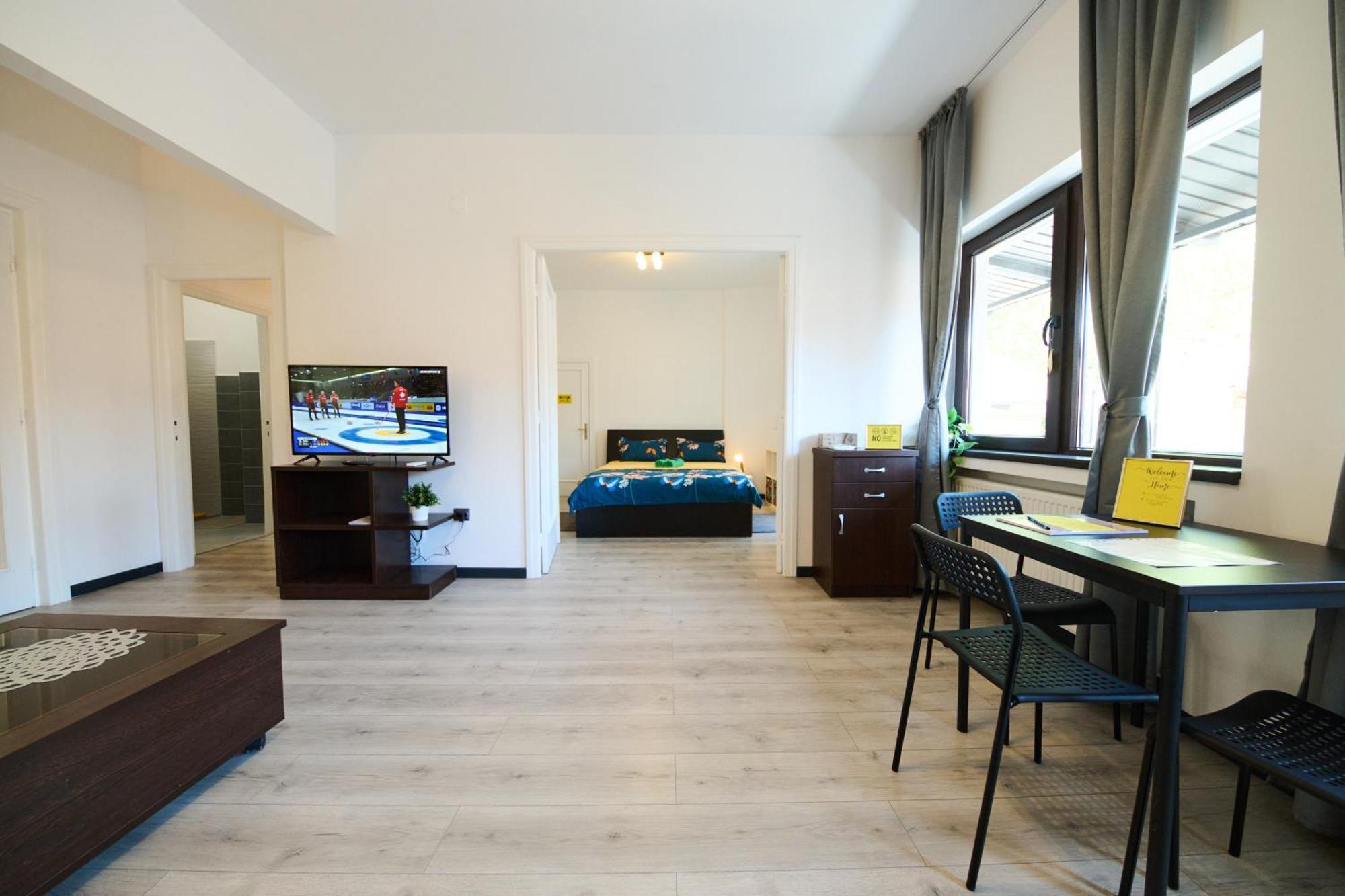 Old Town Retreat Apartment 7 Boekarest Buitenkant foto